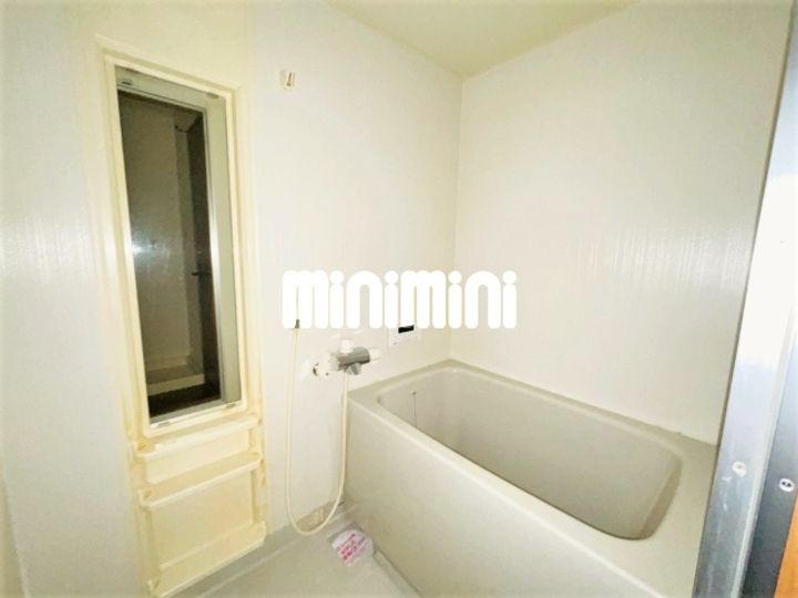 サプリーム8の風呂