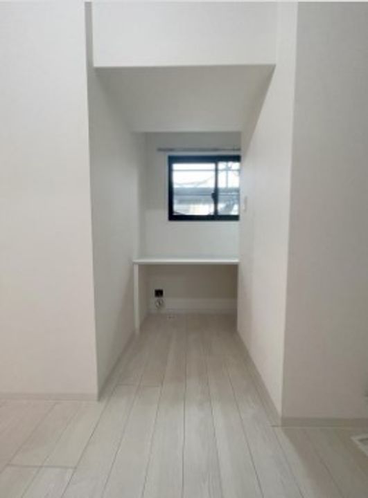 プラージュポインテ六ツ門の居間