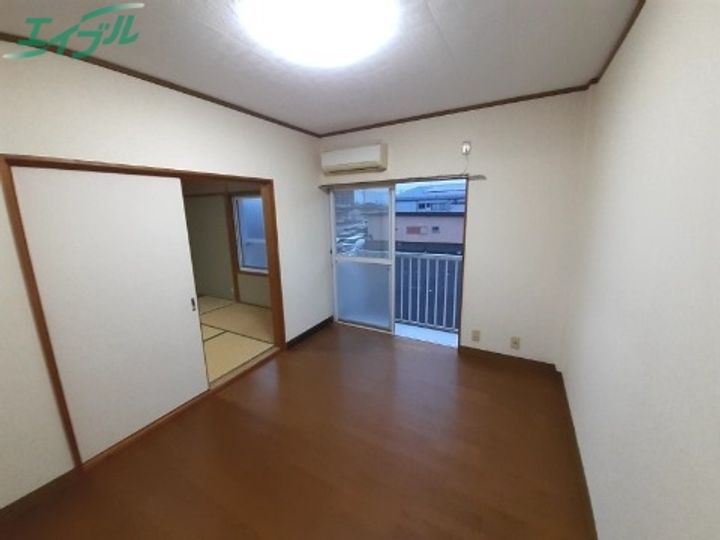 コーポあゆみの居間