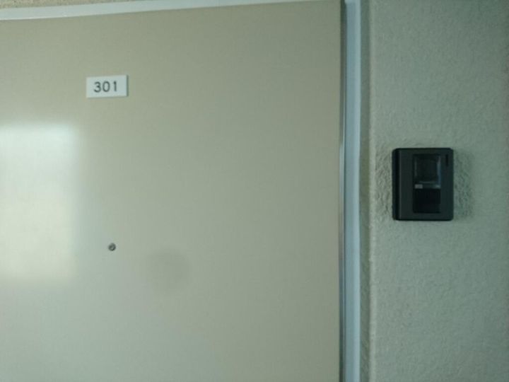 長野県上田市常田2(マンション)の賃貸物件の玄関