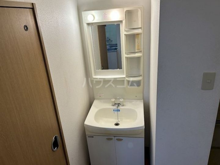 アベニュー山下の内装