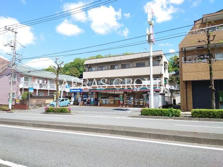 ウィラ桜ヶ丘の周辺