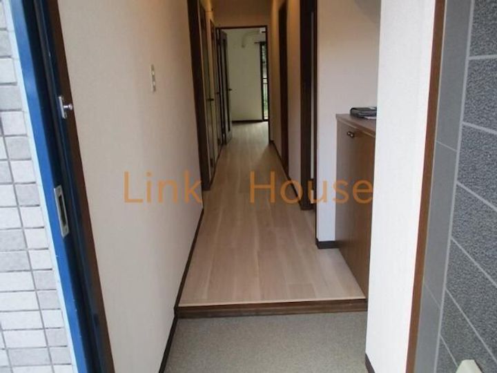 東京都江戸川区西小岩5(マンション)の賃貸物件の玄関