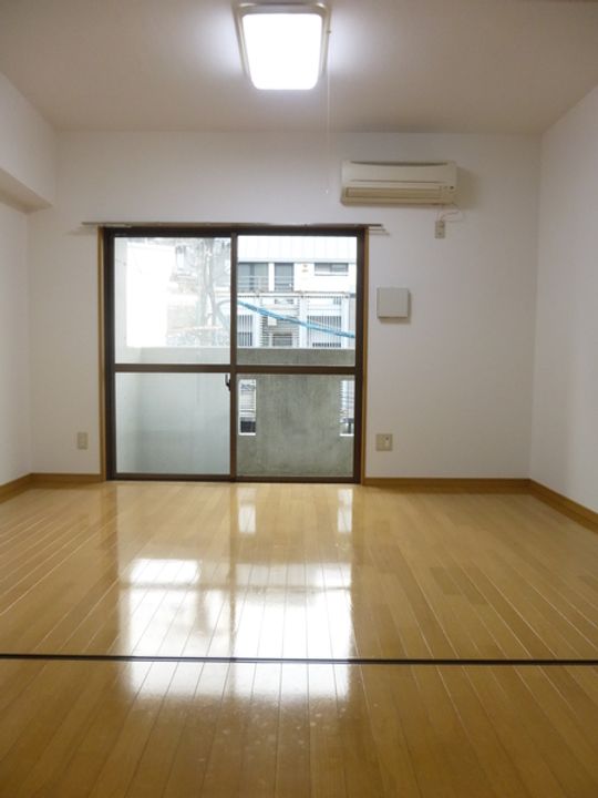 クオーレ鍛冶屋町の内装