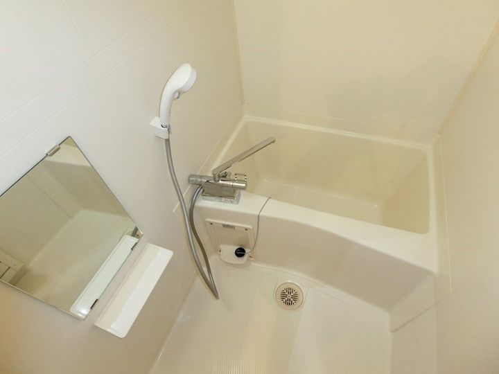 MS金剛 IIの風呂