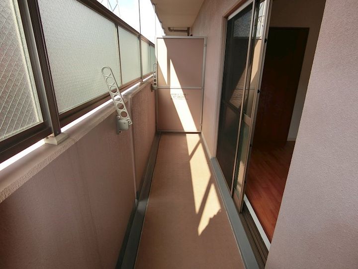 MS金剛 IIの内装