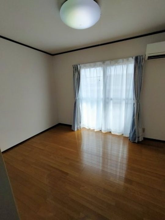 サマックスファミーユの居間