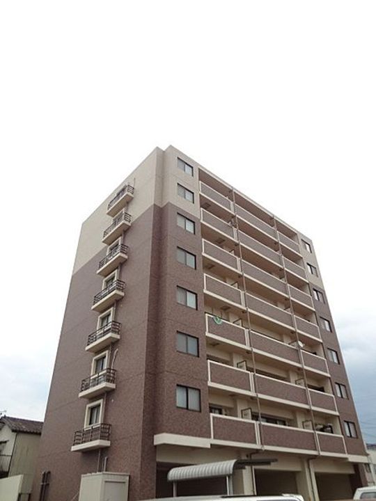 QM壱番館の外観