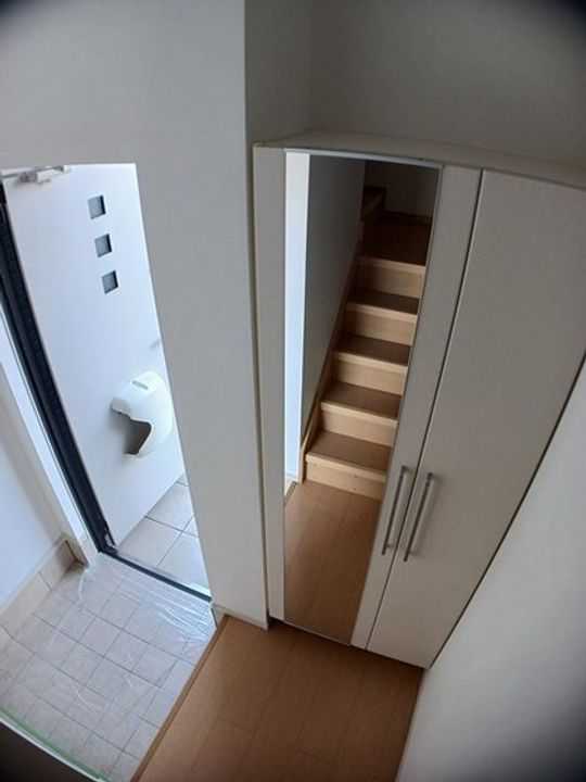 岡山県岡山市南区豊成2(アパート)の賃貸物件の玄関