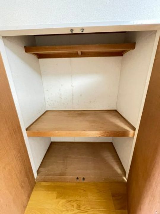 サントピア中園の内装