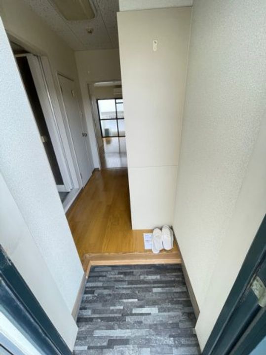 サントピア中園の玄関