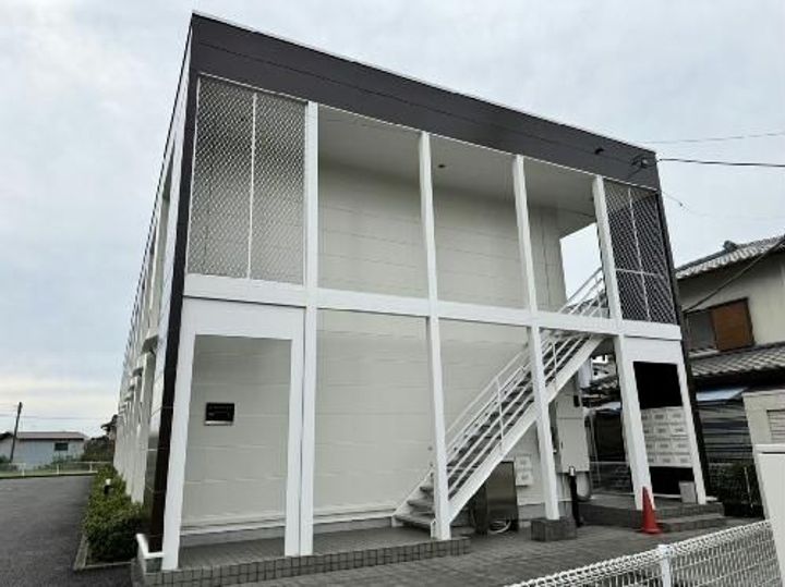 レオパレスMAPLEIIの外観