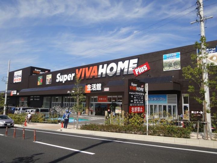 M&Mルコネッサンスの周辺