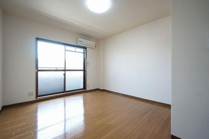 アークヴィラの居間