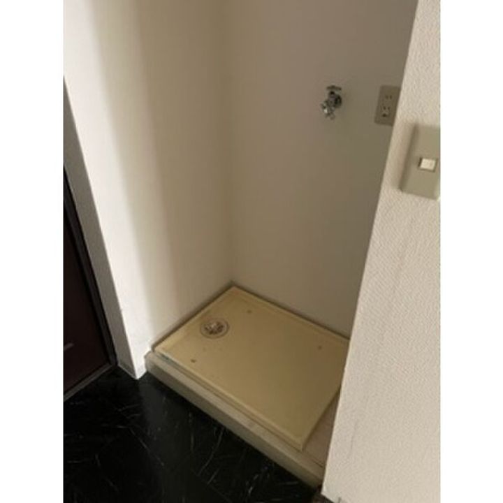 CASA NOAH名古屋マンションIIの内装