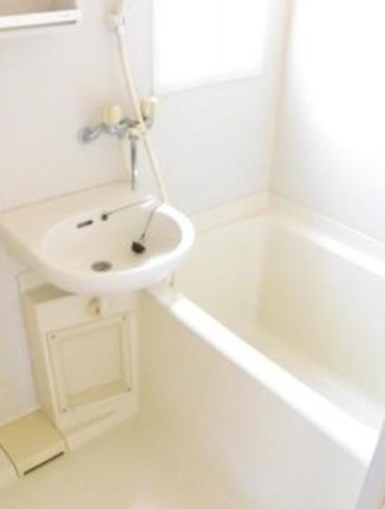 神奈川県横須賀市二葉1(アパート)の賃貸物件の風呂