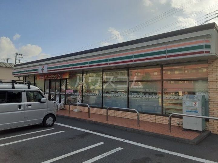 ユナイト六浦フォンダンショコラの周辺