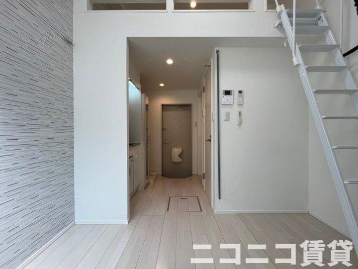 東京都世田谷区北沢5(アパート)の賃貸物件の居間