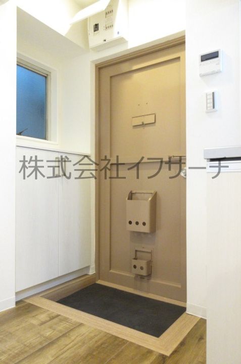 東京都渋谷区恵比寿南1(マンション)の賃貸物件の玄関