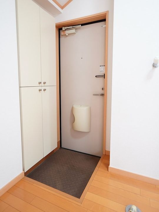 シェリーコートの玄関