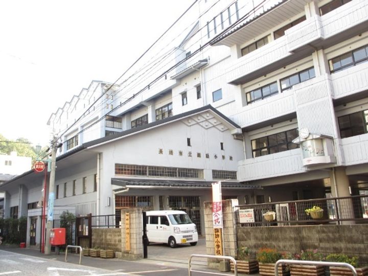 クオーレ賑町の周辺