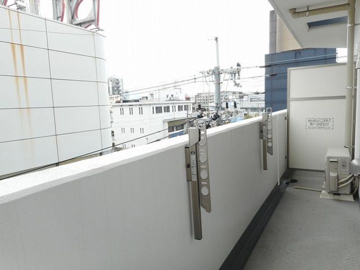 クリント ブライアントの内装