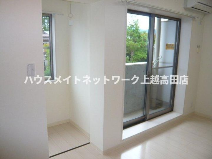 プリヨン高田の内装