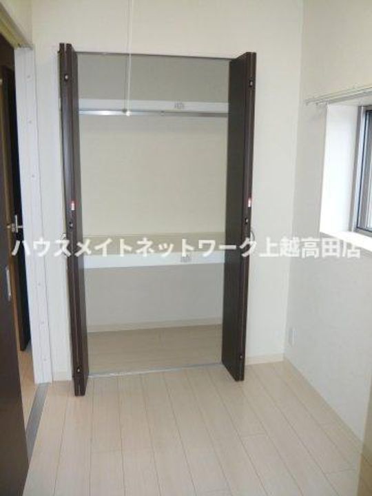 プリヨン高田の内装