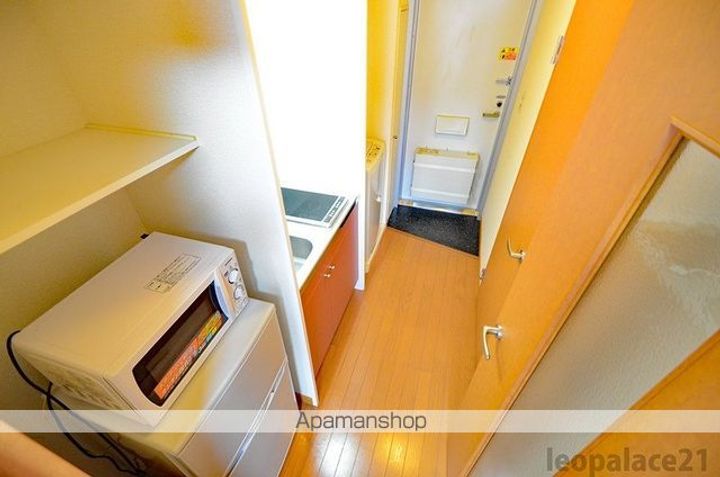 レオパレスコンフォール中島の内装