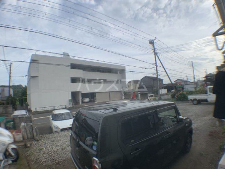 礒沼ハイツの地図