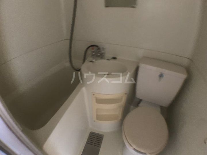 礒沼ハイツの風呂