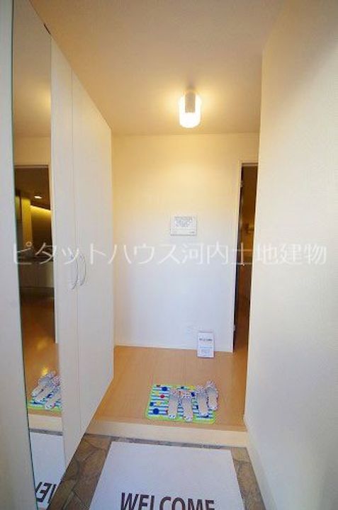 スパローハウス五番舘 Aの玄関