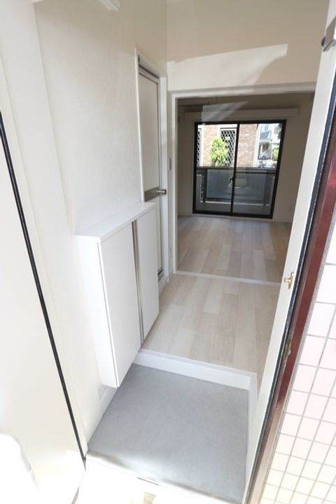 ボナール橘の玄関