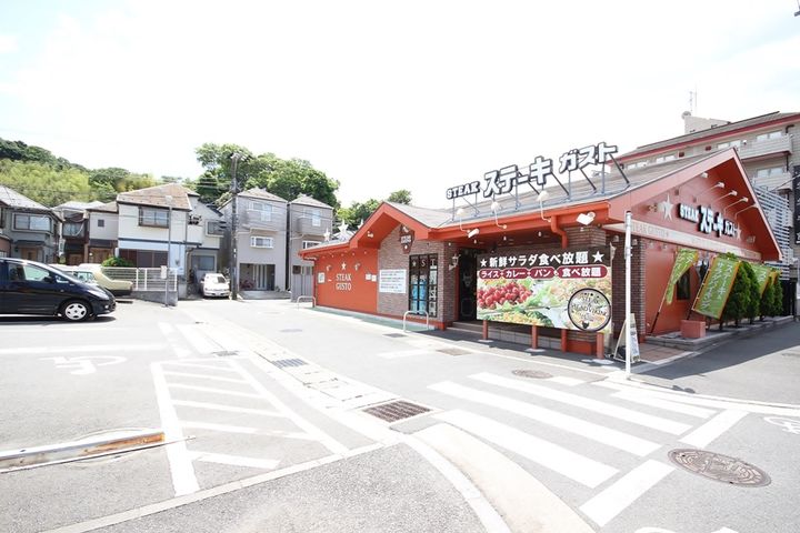 パレルミエールAの周辺