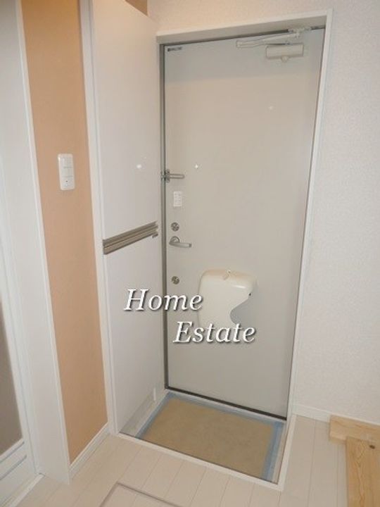 ユナイト上中里キャラガーの玄関