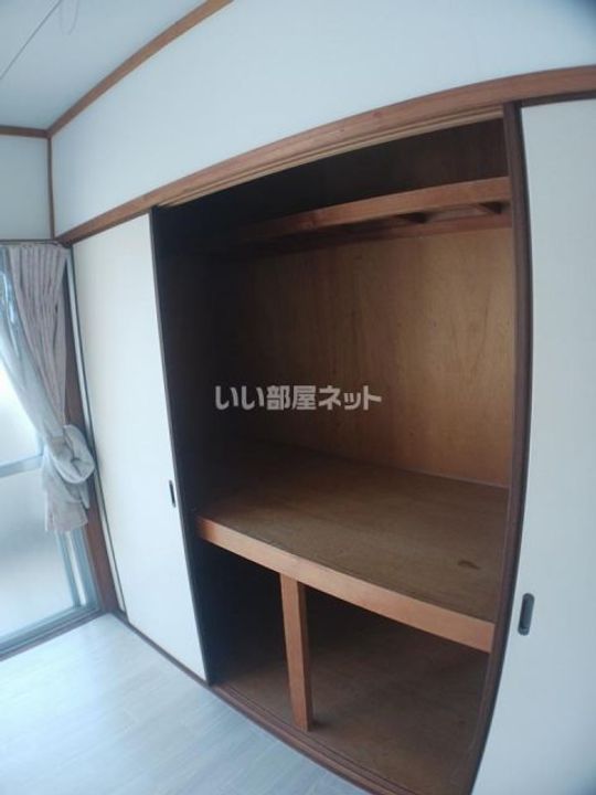 光田マンションの内装
