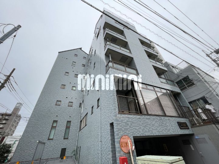 シャリエ彩恵の外観