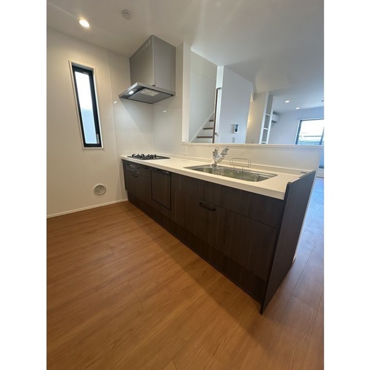 神奈川県横浜市旭区万騎が原(一戸建)の賃貸物件のキッチン