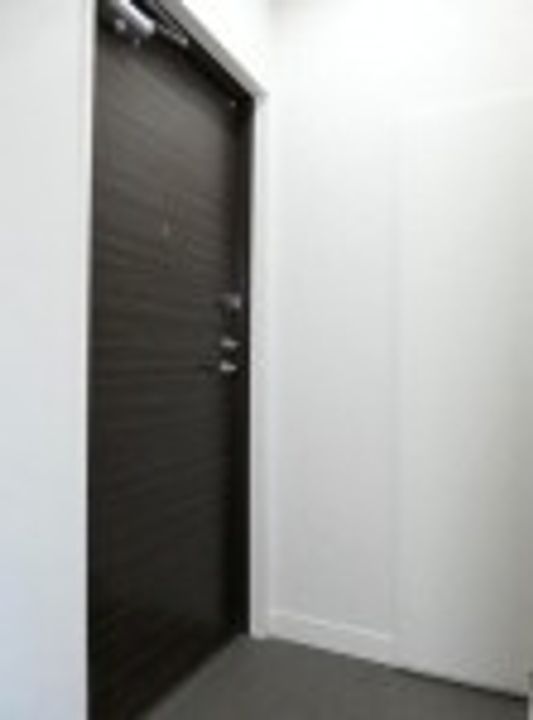 第1ソレイユ南の玄関