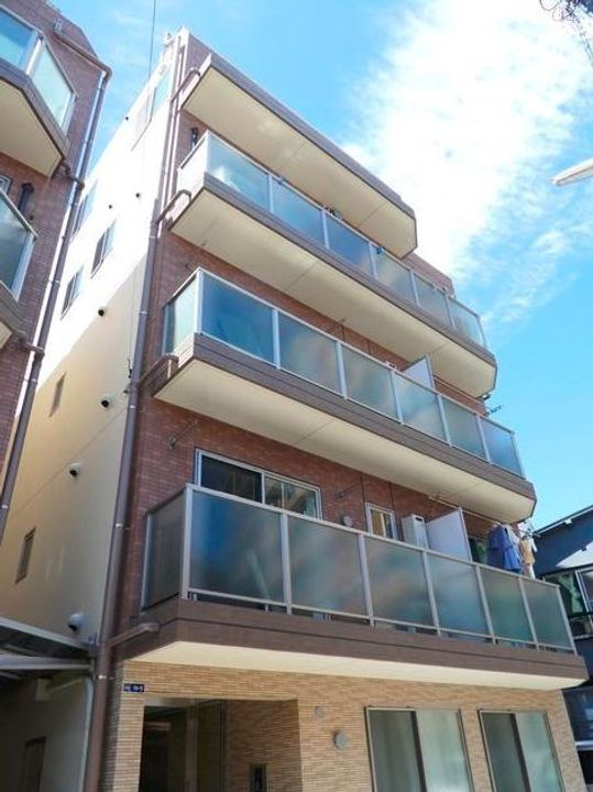 第1ソレイユ南の外観