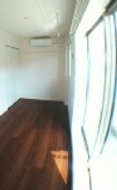 第1ソレイユ南の居間