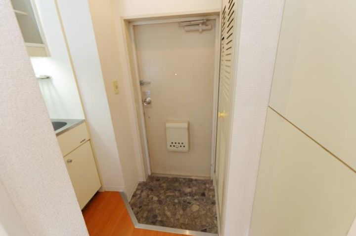 東京都葛飾区高砂3(マンション)の賃貸物件の玄関