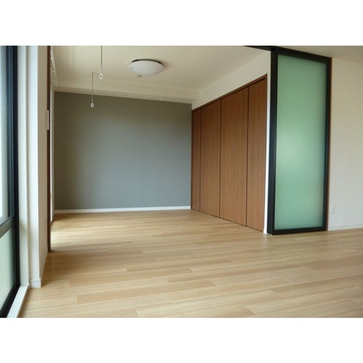 サクスィード21 Aの居間