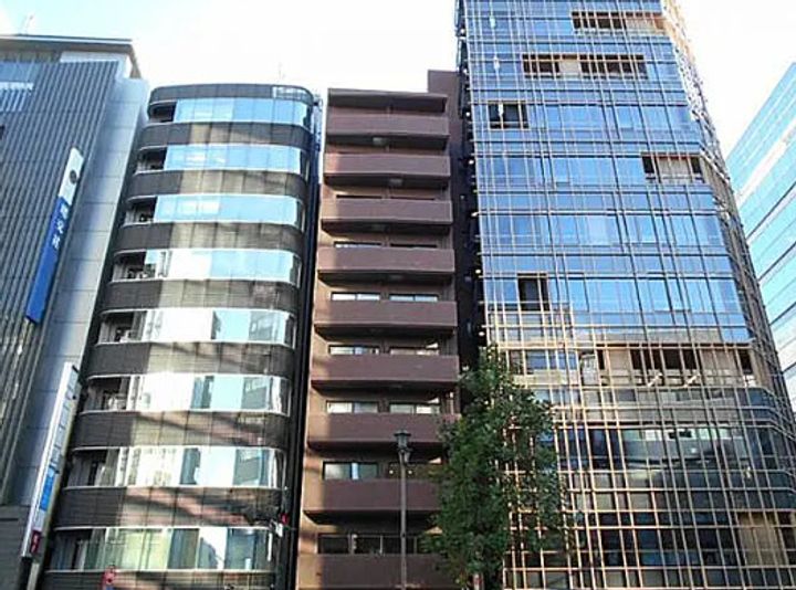 東京都千代田区麹町3(マンション)の賃貸物件の外観