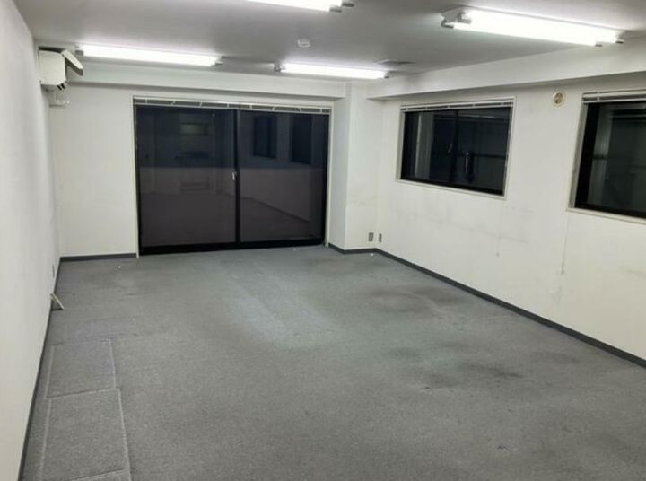 東京都千代田区麹町3(マンション)の賃貸物件の居間