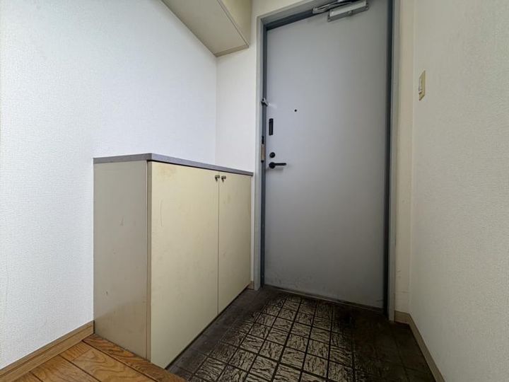 エクセルウィーン塚本の玄関