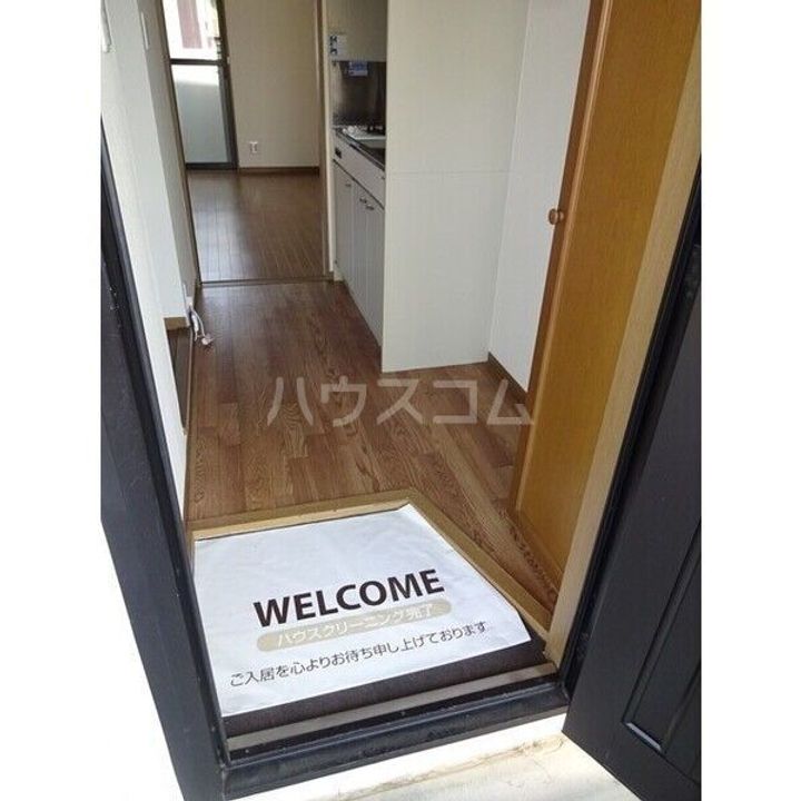 シャトーグランドハイムC棟の玄関