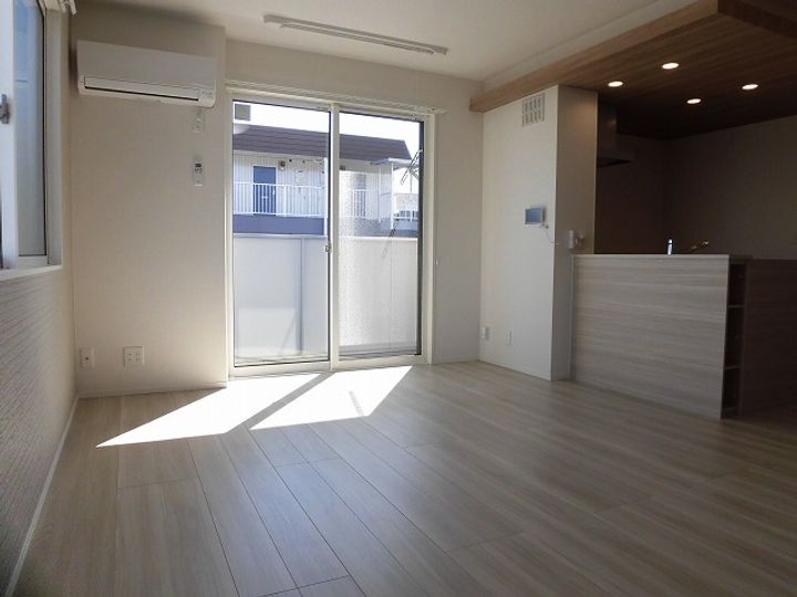グリシーヌの居間