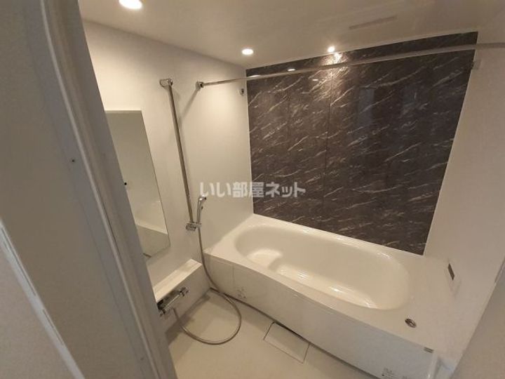 ホワイトベリーの風呂