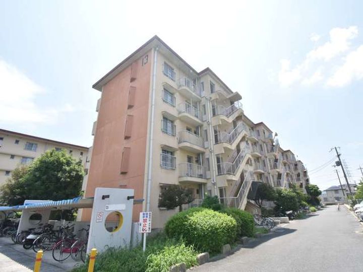 UR南新田の外観